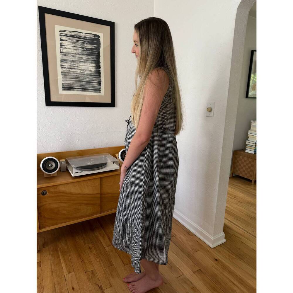 NEW THINGS BETWEEN giselle gingham buttoned tank midi dress in black - Picture 3 of 6